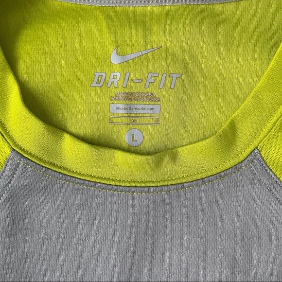 Mens Nike Dri Fit Tank - Picture 4 of 6